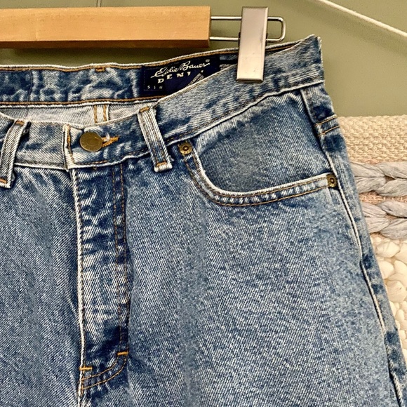 Unique Vintage Eddie Bauer Mom Jeans (6) - Picture 2 of 5